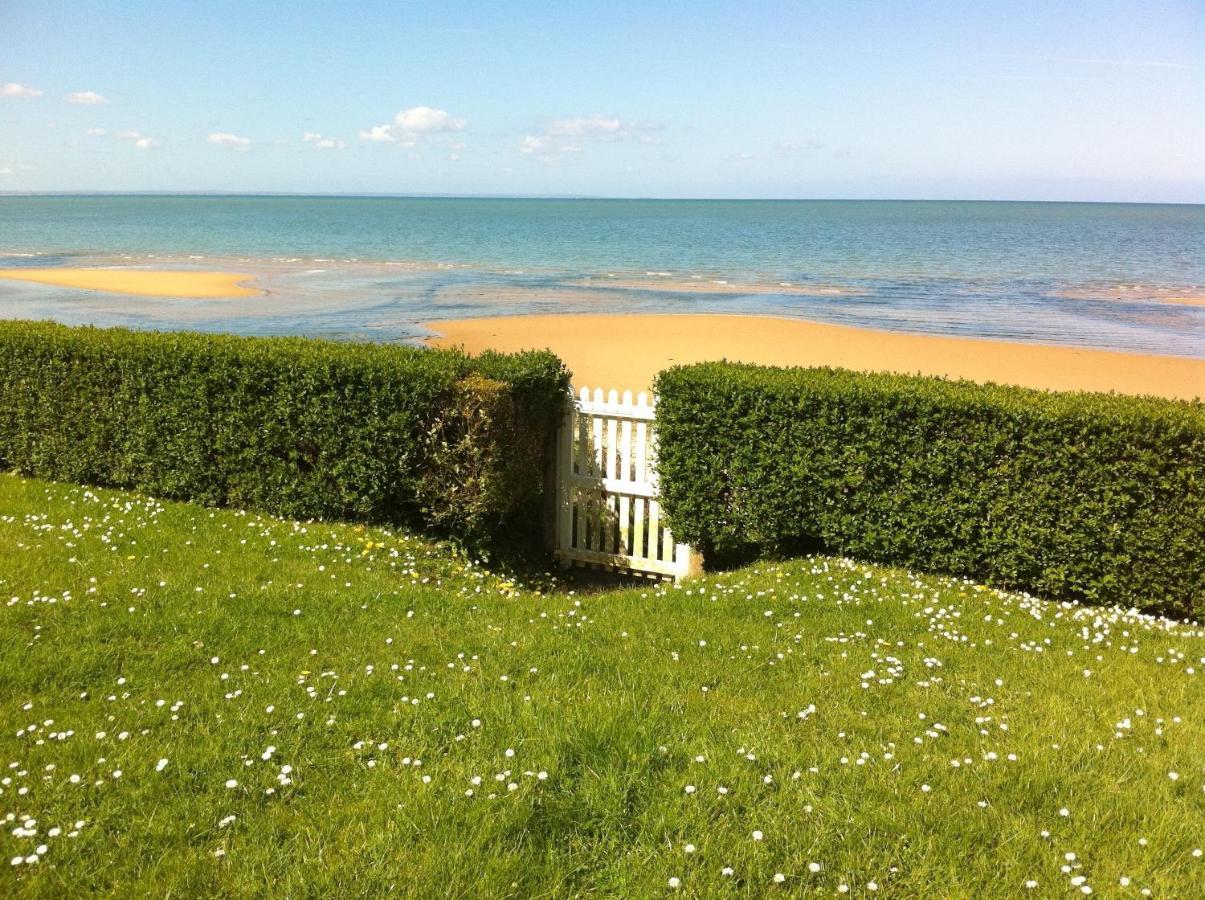 Chambres D'Hotes Les 4 Vents Pointe Du Hoc - Landing Beaches Grandcamp-Maisy Phòng bức ảnh
